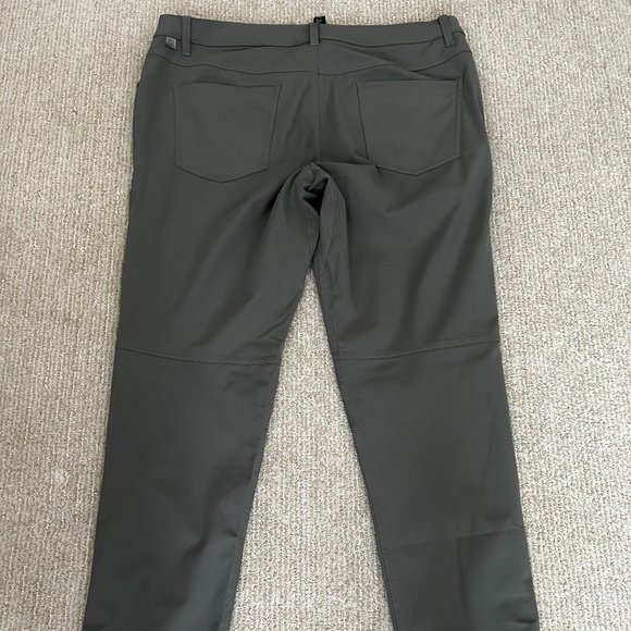 Lululemon ABC Slim-Fit Warpstreme 36-32 Grey Sage - Picture 3 of 4